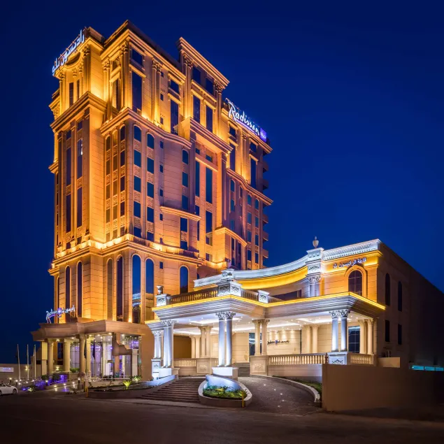 Radisson Blu Plaza Jeddah - Image 1