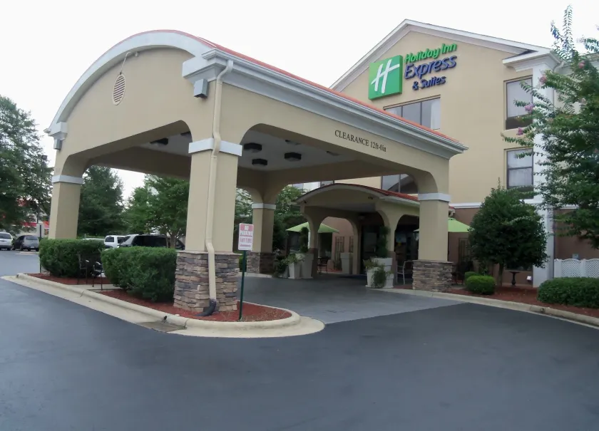 Holiday Inn Express Hotel & Suites Sanford by IHG - Image 1