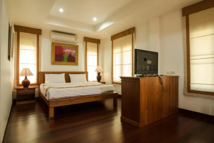 Thaihome Resort - Image 1