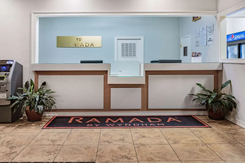 Ramada by Wyndham West Atlantic City - Hall