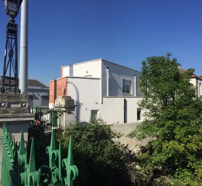 Pia House - Image 1