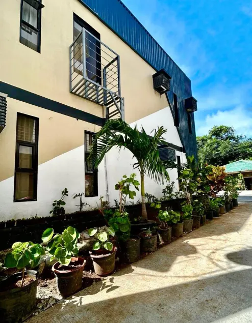 Urban Boutique Hotel - Image 1