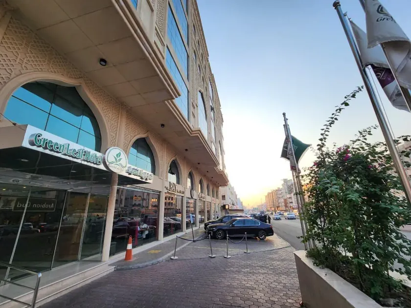 Green Leaf Hotel - Image 1