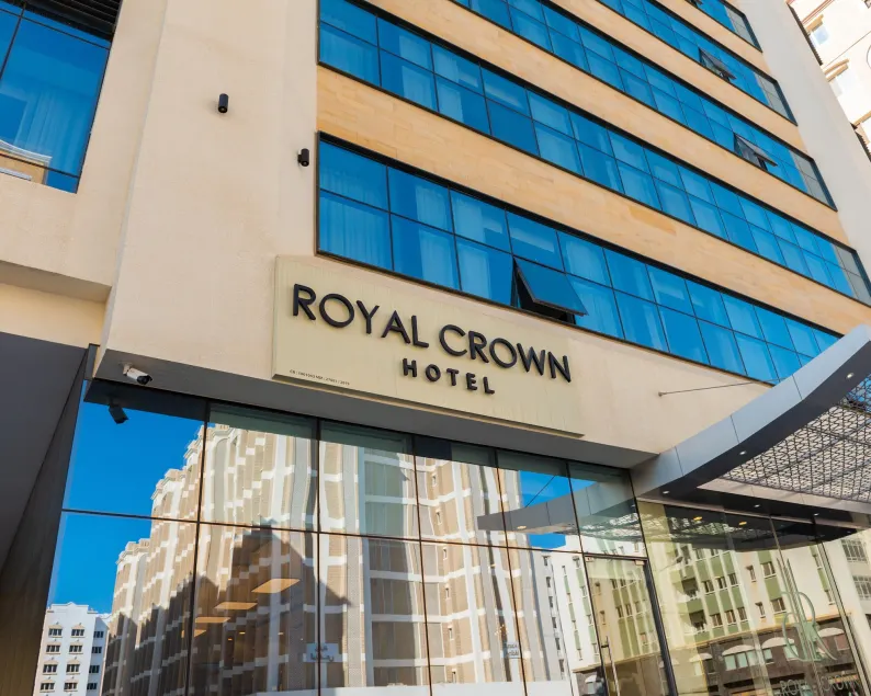 Royal Crown Hotel - Image 1