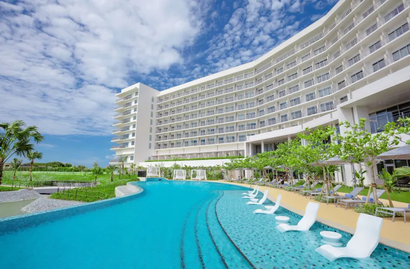 Hilton Okinawa Sesoko Resort - Image 1