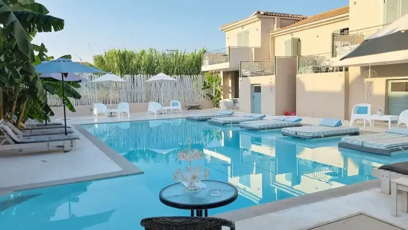 Villa Olga Lounge Hotel - Image 1