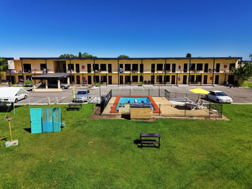 Country Plaza Motel Taree - Image 1