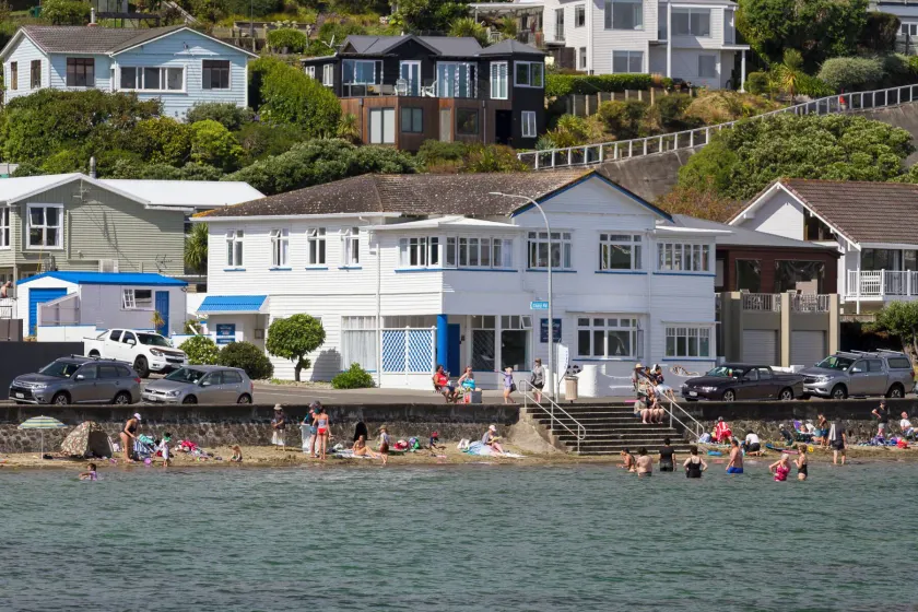 Moana Lodge - Image 1