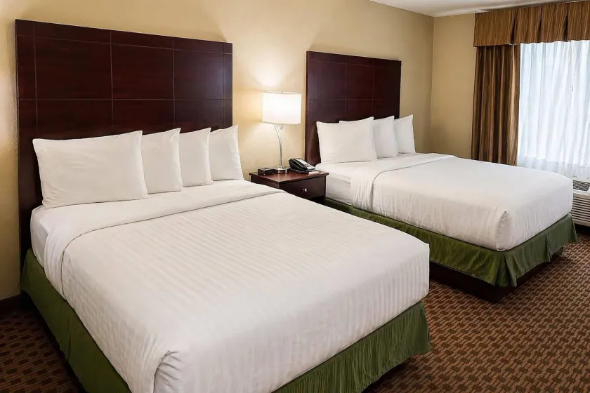 Travelodge by Wyndham Steele - Image 1