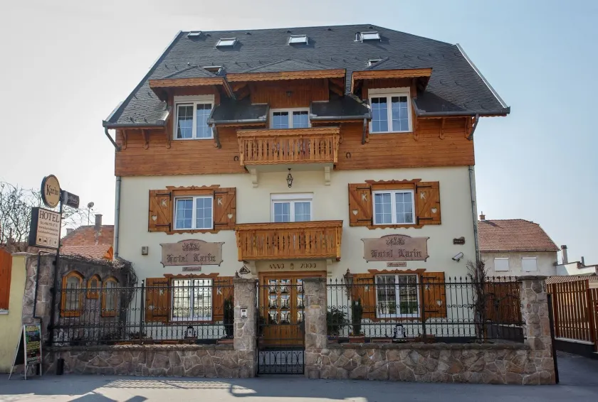 Hotel Karin - Image 1