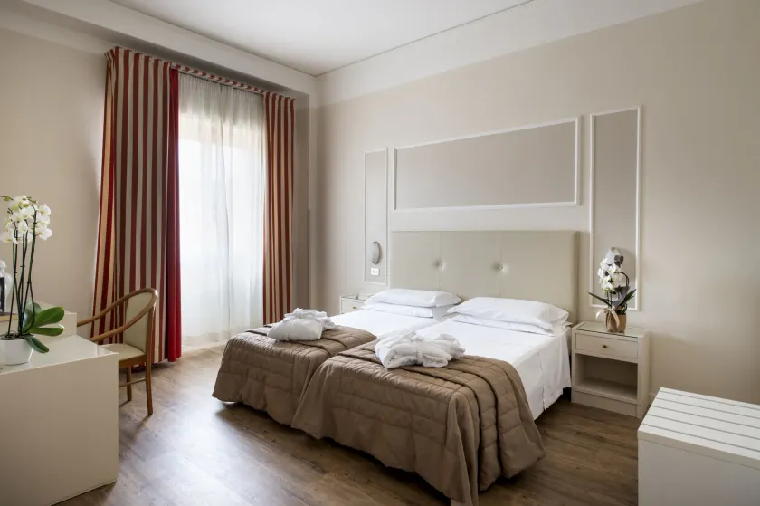 Hotel Ariston & Spa - Image 1