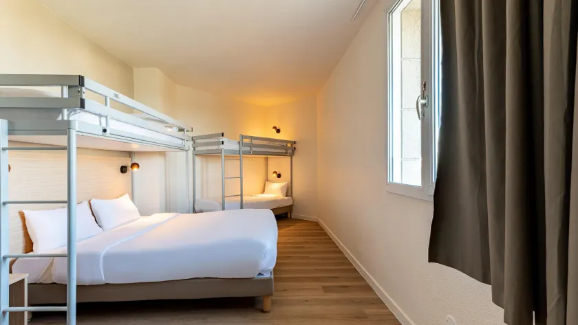 Hôtel Première Classe Marne-la-Vallée Bussy-Saint-Georges - Image 1