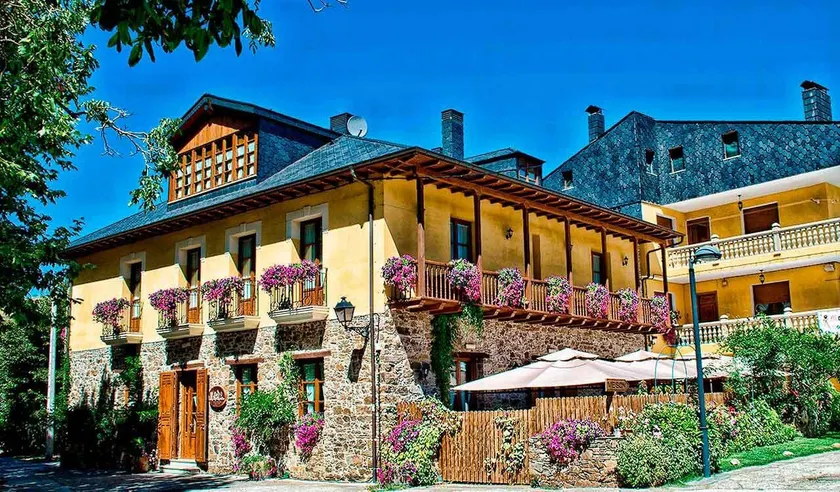 Hotel Valle del Silencio - Image 1