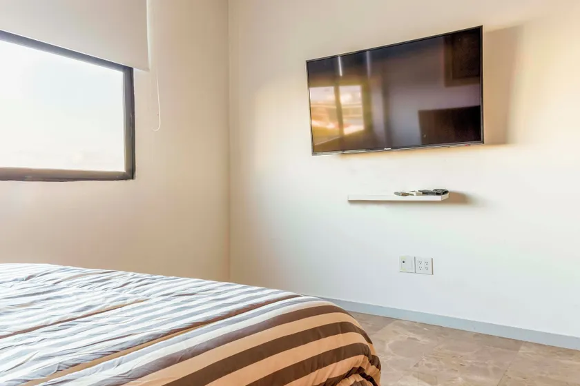 Exclusive 5th Ave Apt with Private Pool - Habitación