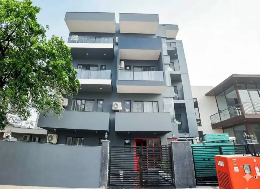 Hotel O Golden Stay - Image 1