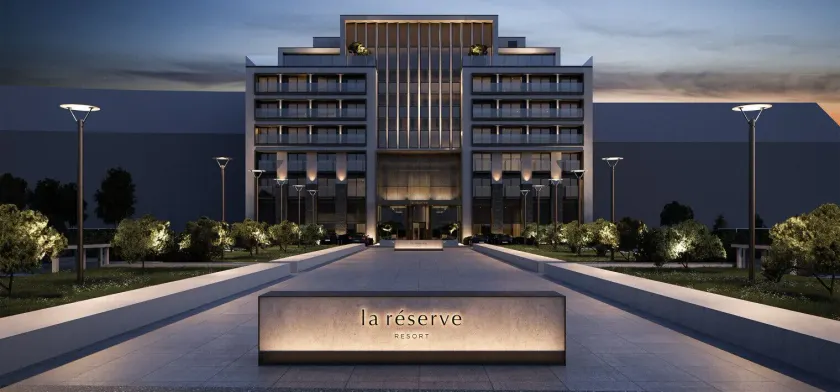 La Réserve Resort - Image 1