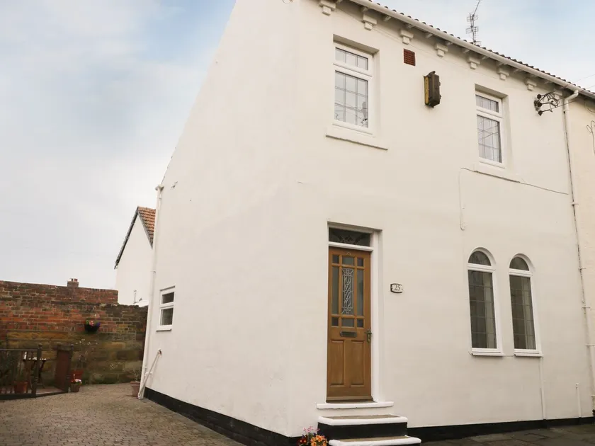 Sands End Cottage - Image 1