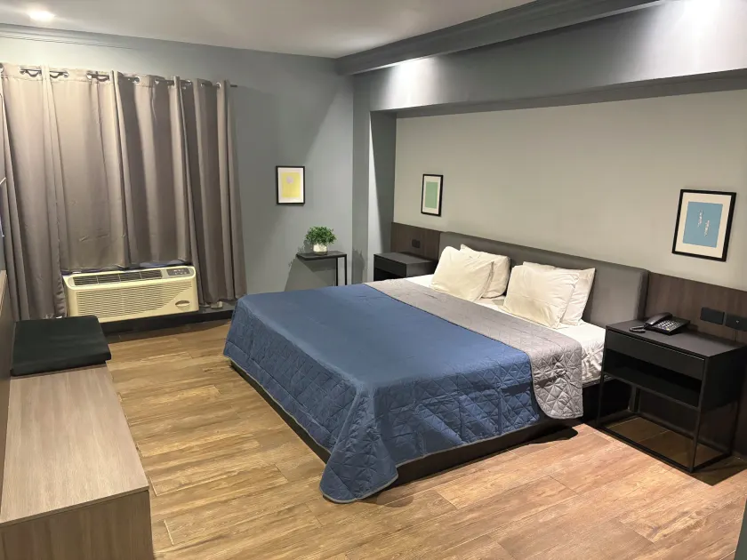 Hotel Le-Gar - Image 1