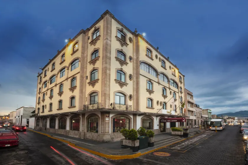 Vista Express Morelia by Arriva Hospitality Group - Image 1