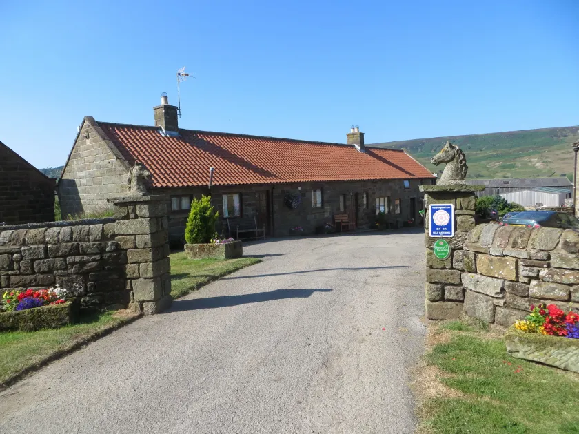 Craven Garth Cottages - Image 1