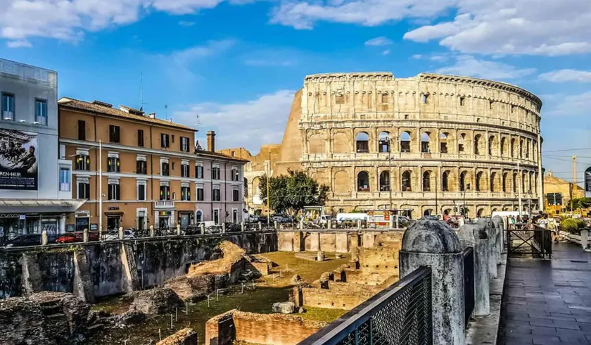 Colosseo Rooms Imperial Rome - Image 1