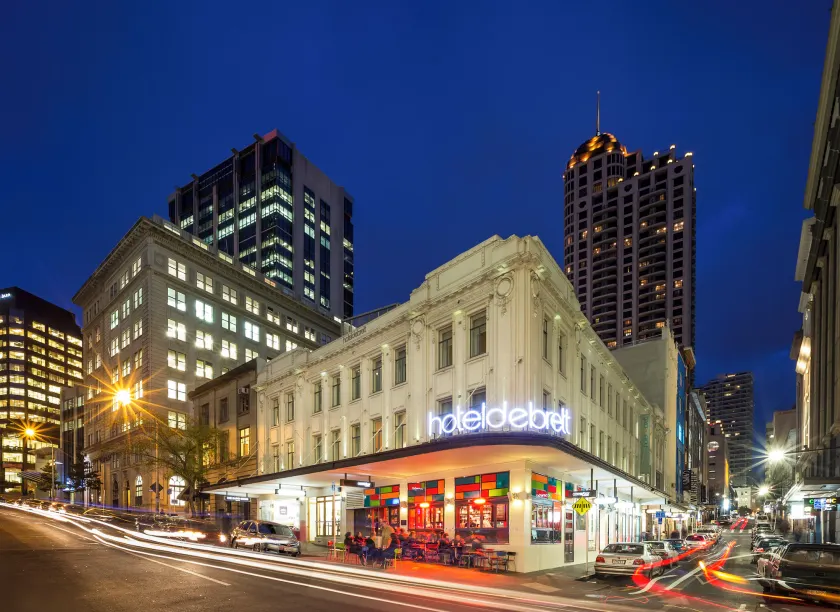 Hotel DeBrett - Image 1
