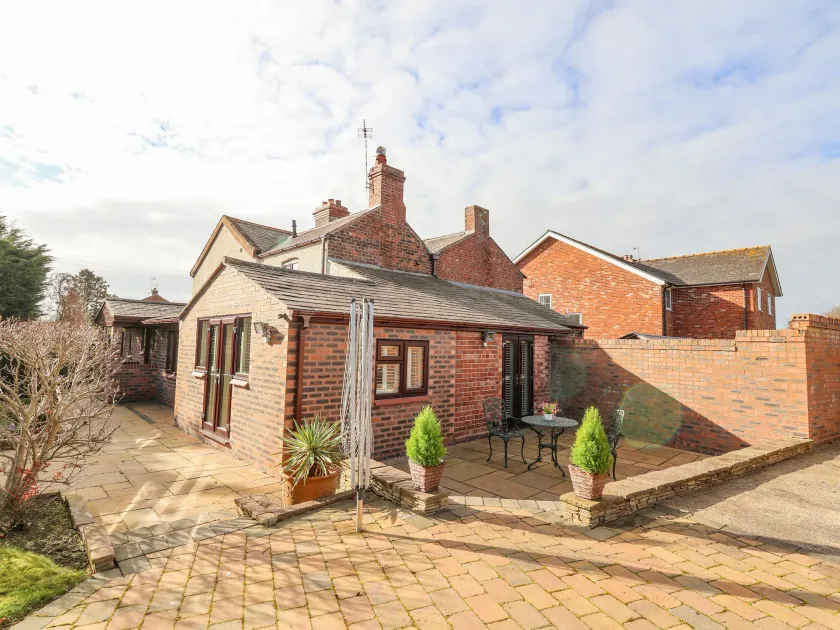 4 Green Farm Cottage - Image 1