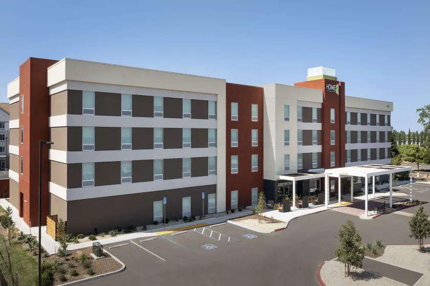 Home2 Suites by Hilton Clovis Fresno Airport - Image 1