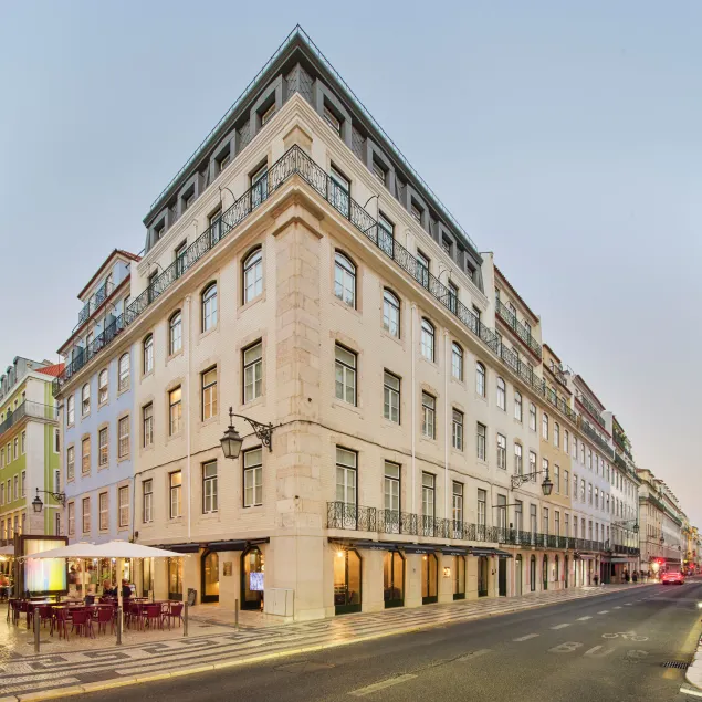 Hotel Moon & Sun Lisboa - Image 1