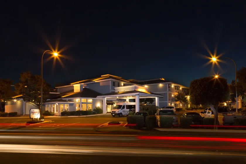 The Marina Inn on San Francisco Bay - Image 1