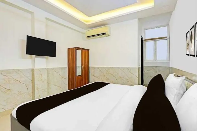 Roomshala Hotel Smart  - Chambre