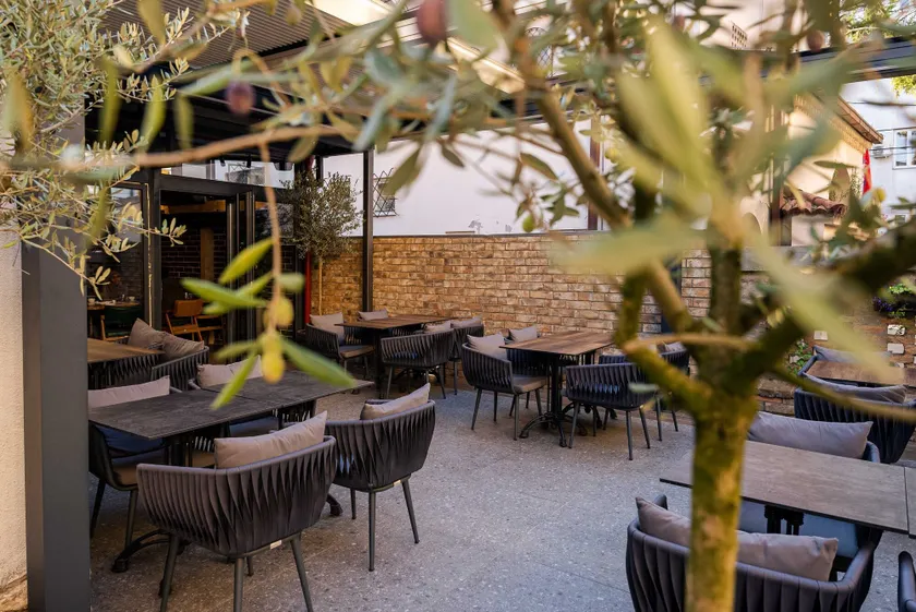 Garni Hotel Dum - Image 1