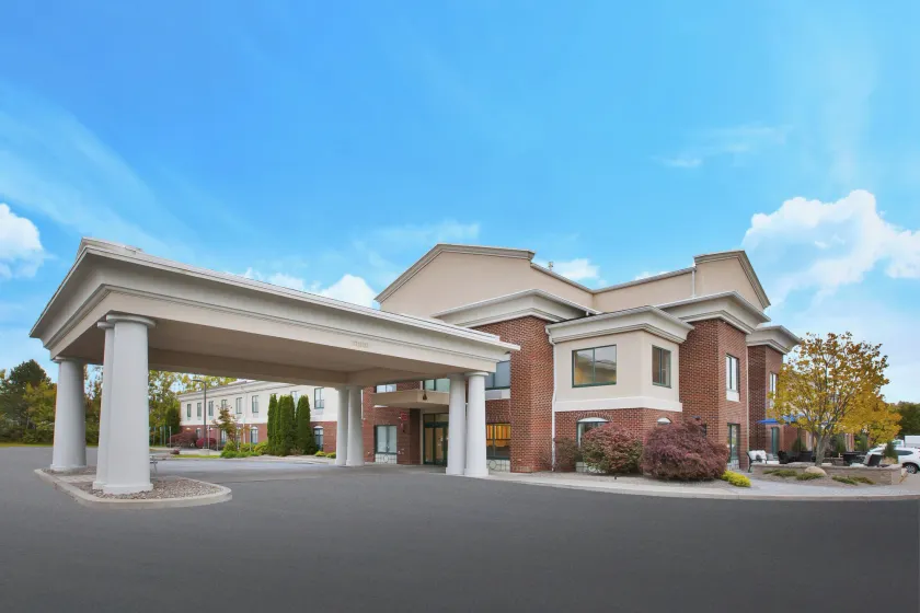 Holiday Inn Express Rochester-Victor by IHG - Image 1