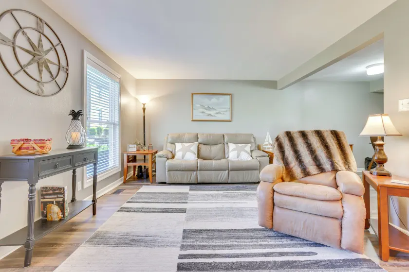 Townhome 10 Mi to Wpafb & Dayton! - Image 1