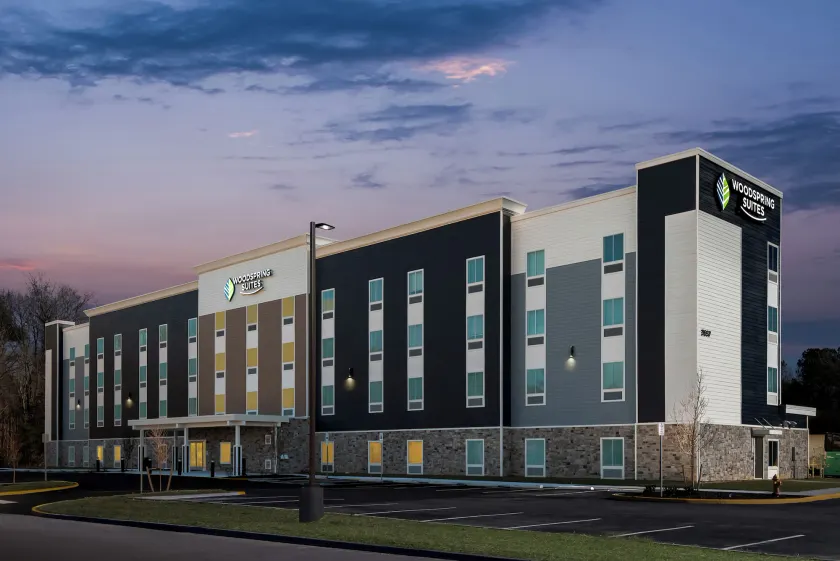 WoodSpring Suites Petersburg near Fort Lee - Image 1