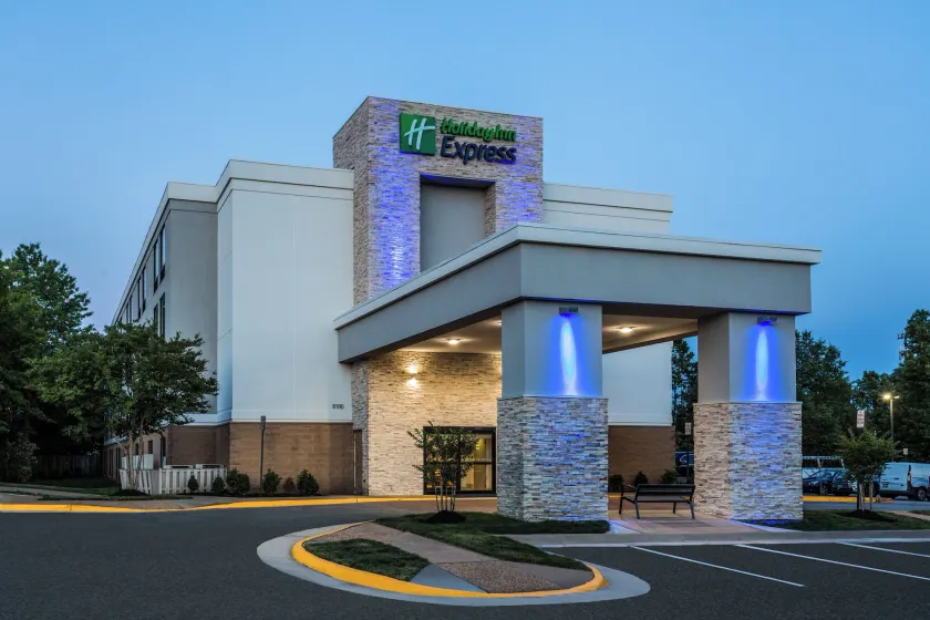 Holiday Inn Express - Lorton by IHG - Image 1
