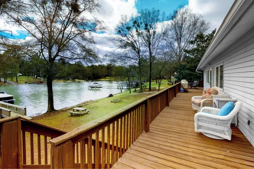Waterfront Lake Murray Home w/ Dock: Dogs Welcome! - Image 1