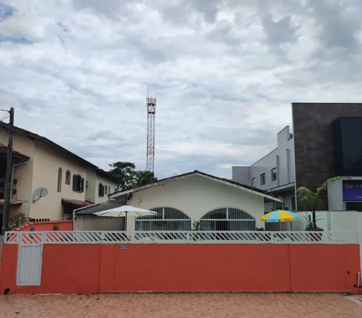 Jundu Beach Hostel - Image 1