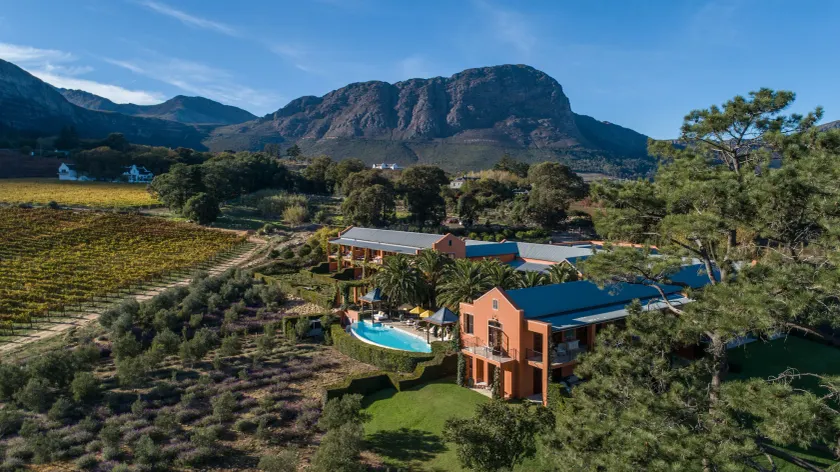 La Residence - Image 1