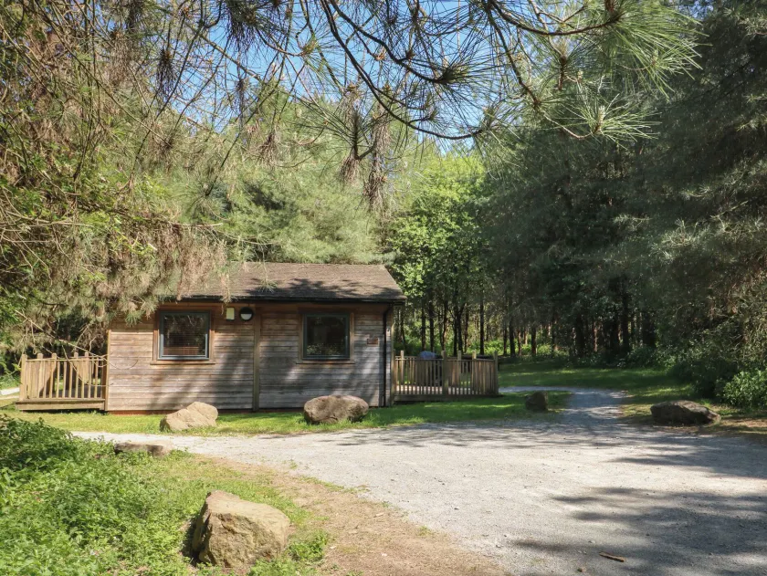 Sycamore Lodge - Image 1