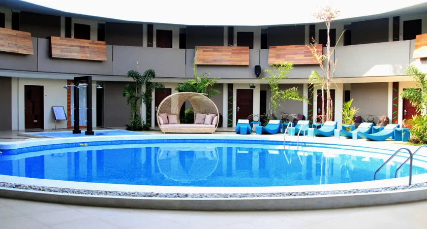 The Oriental Bataan - Image 1