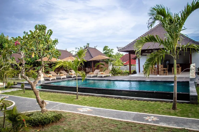 The Niti Hut's Lembongan - Image 1