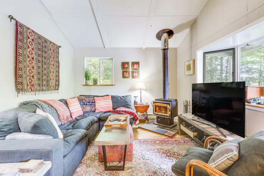 Lakefront Home w/ Decks & Views in Newbury - Image 1