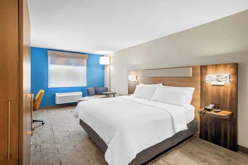 Holiday Inn Express & Suites Tumwater - Olympia by IHG - Room