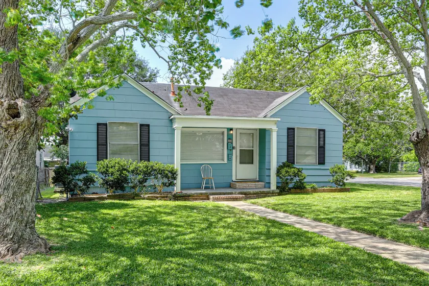 Port Arthur Homebase: Work, Dine & Play! - Image 1