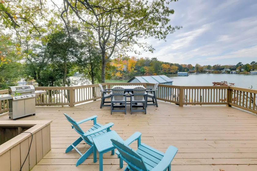 Waterfront Topping Vacation Home w/ Boat Dock! - Image 1