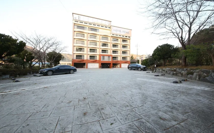 Hotel Foma - Image 1