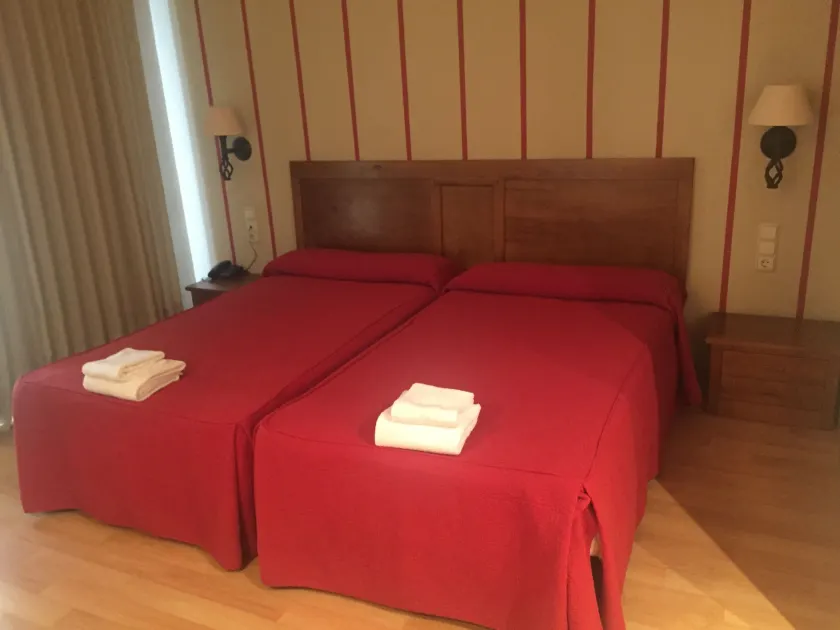 Hotel Cariñena - Image 1