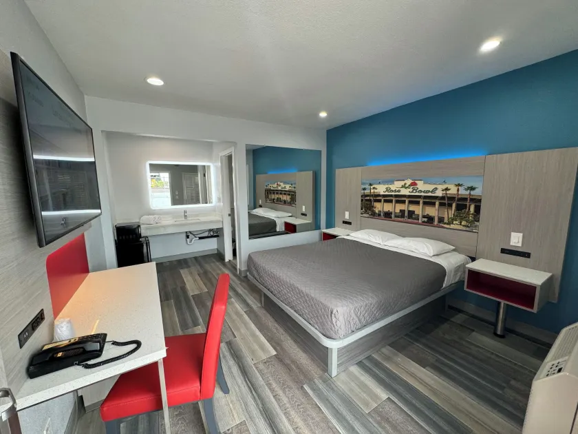 Lincoln Motel - Los Angeles, Hollywood Area - Image 1