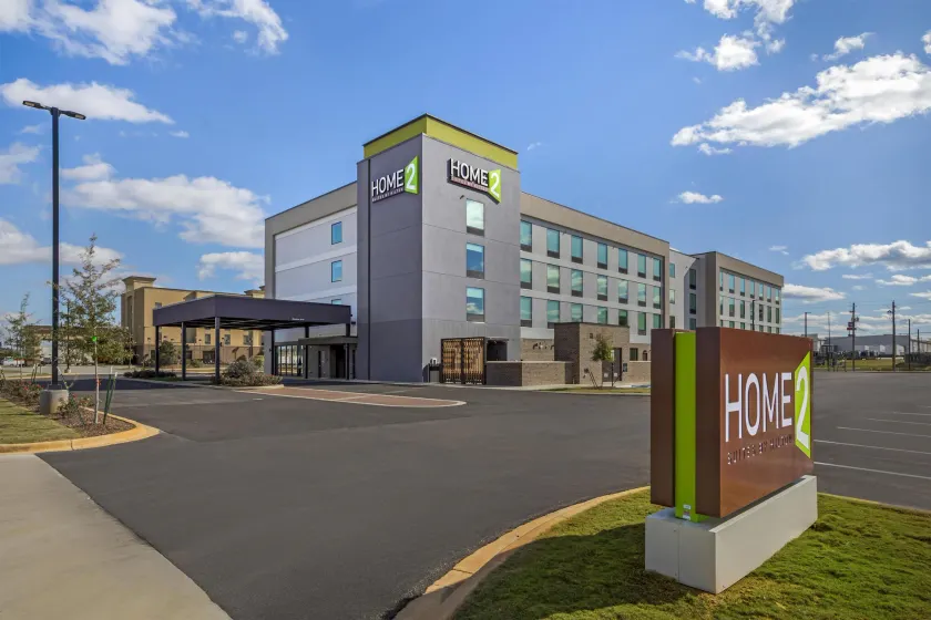 Home2 Suites By Hilton Calera - Image 1